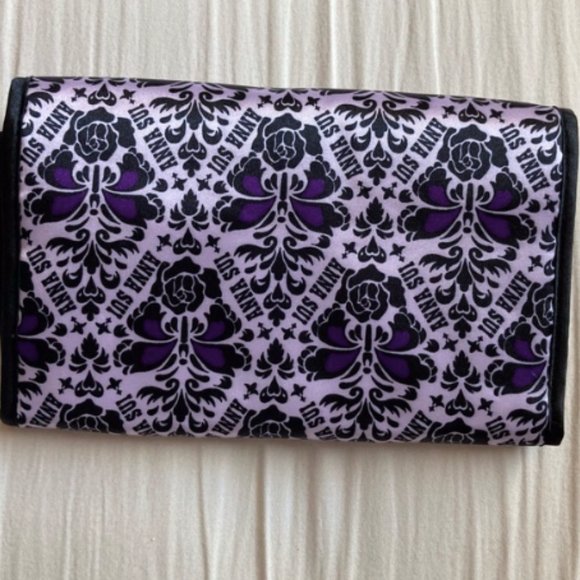 NWOT Anna Sui Makeup Cosmetic Holder Ribbon Tie, Makes a Beautiful Gift - Picture 4 of 4